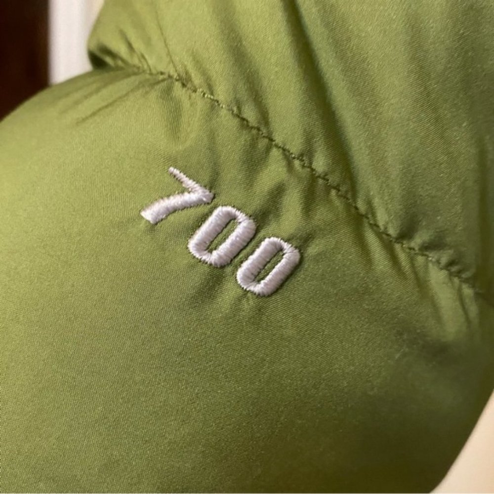 The North Face Women’s 1996 Retro Nuptse 700 down green down puffer Jacket - Picture 14 of 14